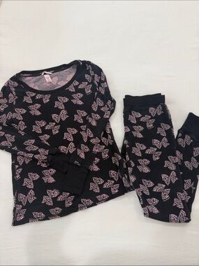 Victoria's Secret Black Pajama Set with Pink Bow Print